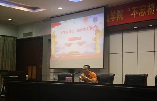 說明: 開課典禮 黃書記2